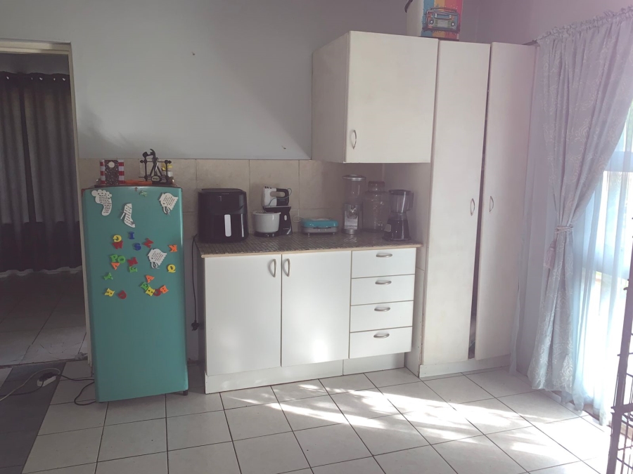 To Let 4 Bedroom Property for Rent in Wilgehof Free State